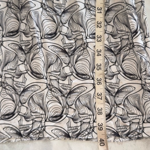 Thomas Wylde Black White Silk Skull Dress Cinched Waist Unfinished Hem Sz Medium - Picture 7 of 14